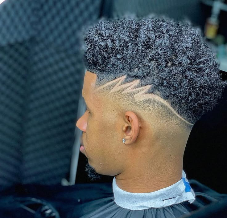 Twists Sponge ® on Instagram: “Dope cut and style using Twists Sponge. #tbt Website: www.twistssponge.com… | Mens hairstyles short, Haircut designs, Kids hair cuts